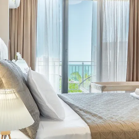 Infinity Sea View Luxury & Free Parking Warna